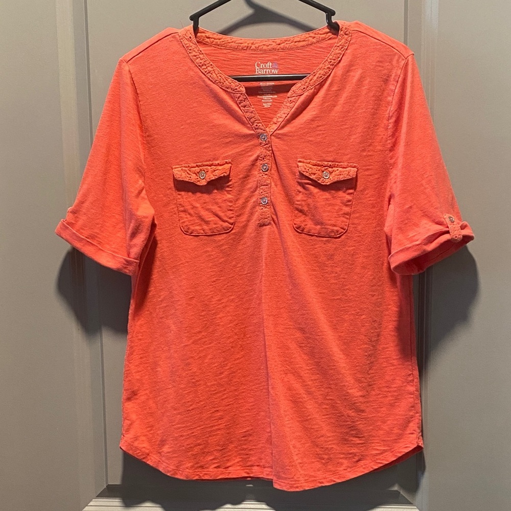 Croft & Barrow Coral Button Front Pocket Tee Womens Large Casual Top